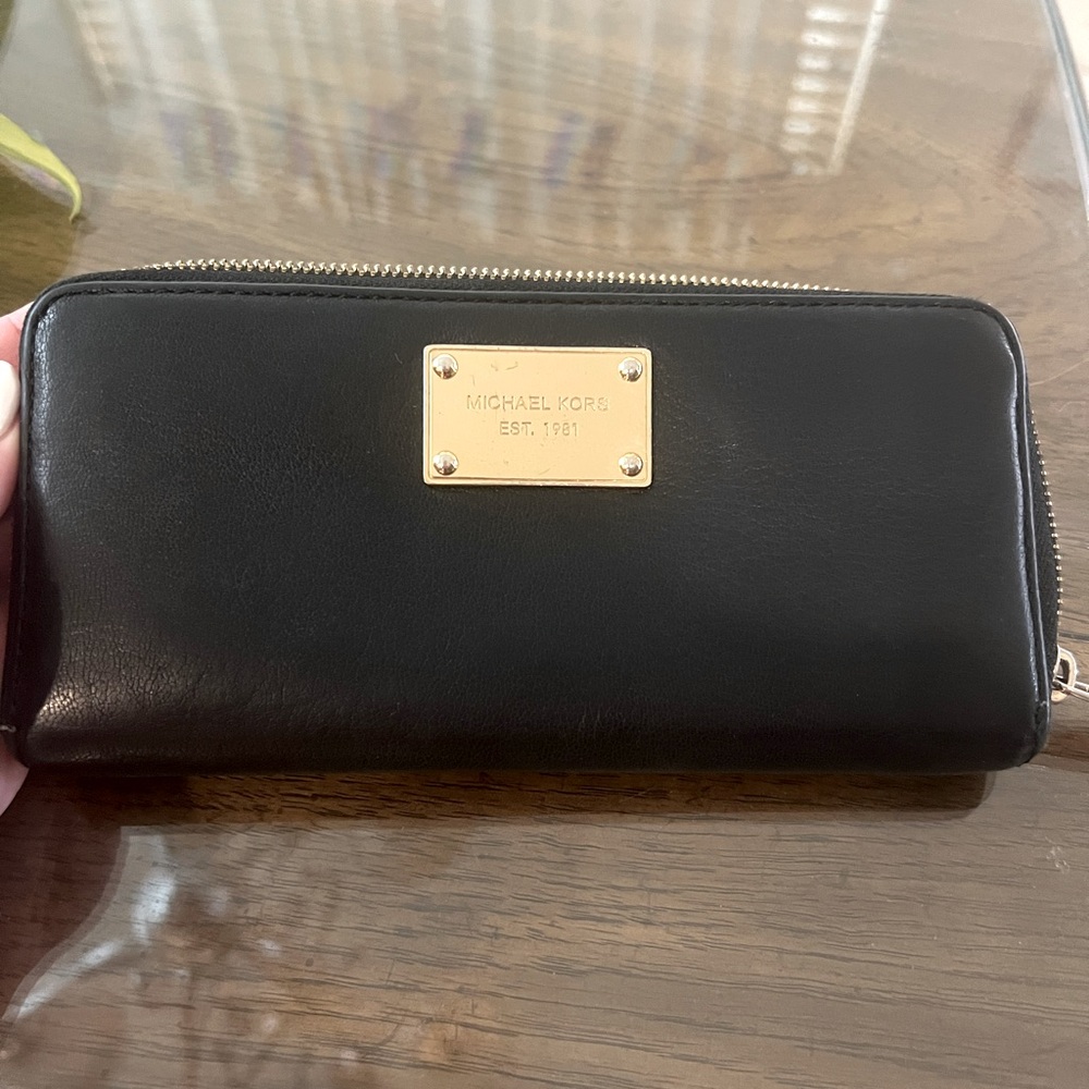 Michael Kors Saffiano Leather Continental Wallet